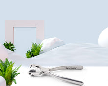 Load image into Gallery viewer, Sanctuary Dental Dam Punch